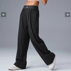 NWT ALO Yoga Suit Up Trouser